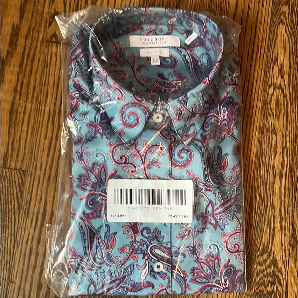 Foxcroft for Appleseed’s Paisley Casual Button Down Shirt. NWT